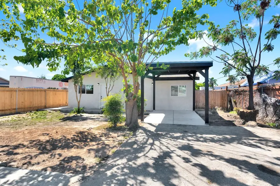 12559 W E, Biola, CA 93606 - #2