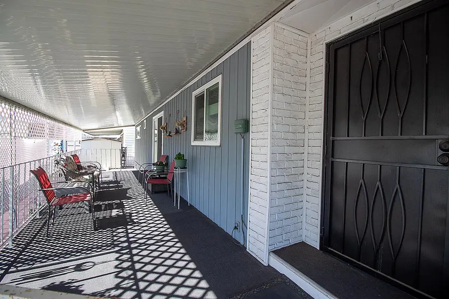 221 W Herndon Avenue #8, Fresno, CA 93650 - #3