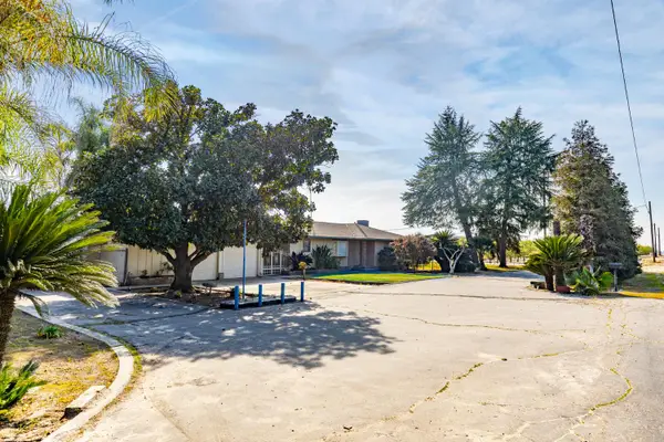 12265 E Dinuba Avenue, Selma, CA 93662