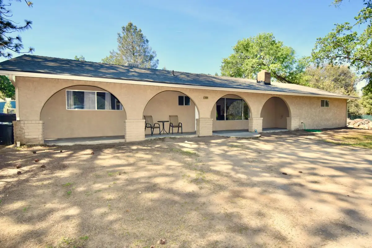 39384 Road 425b, Oakhurst, CA 93644 - #1