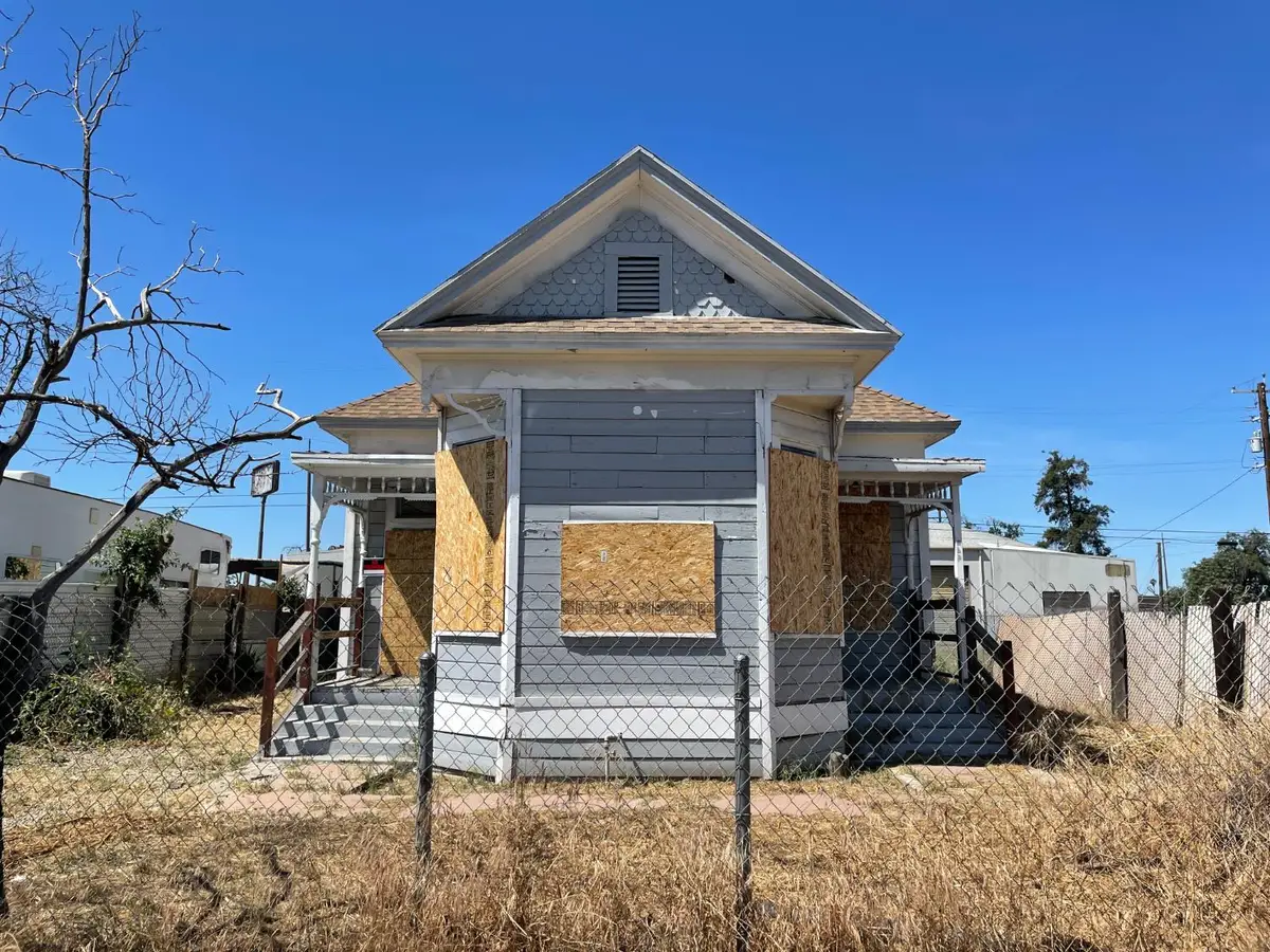 2358 S Anna Street, Fresno, CA 93706 - #1