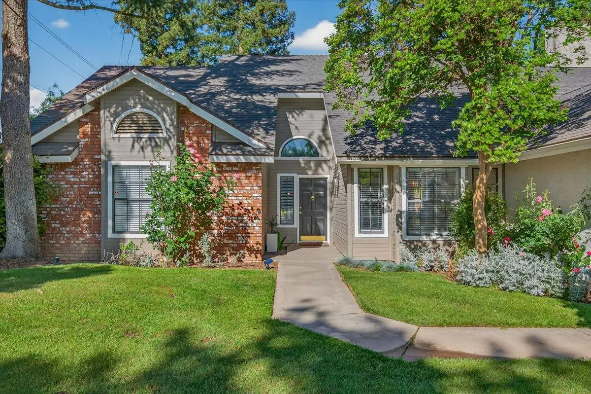 6413 N Arthur Avenue, Fresno, CA 93711 - #1