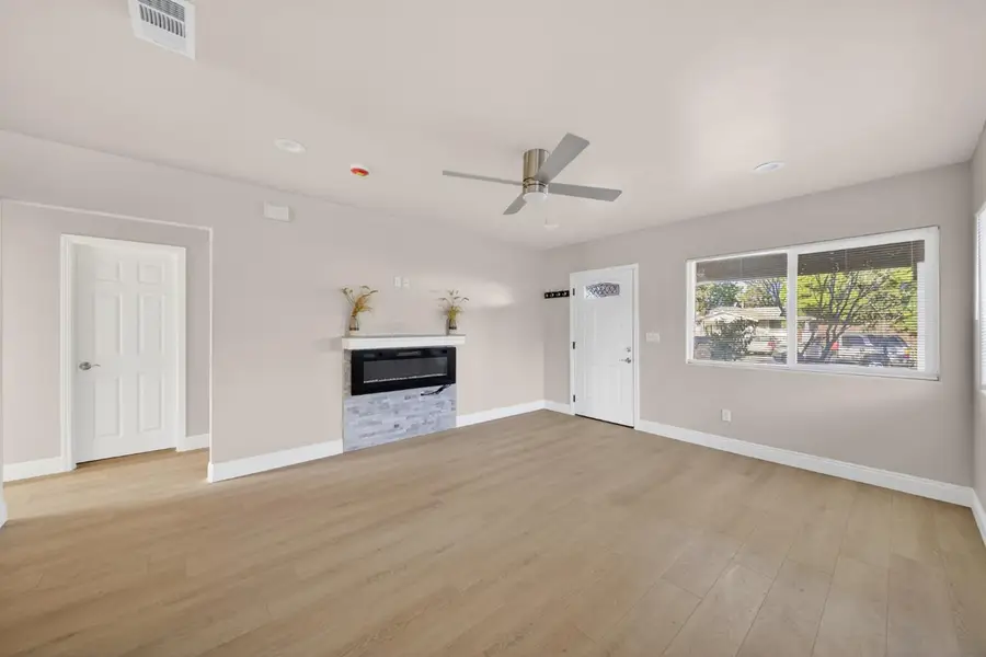 1103 N Adoline Avenue, Fresno, CA 93728 - #2