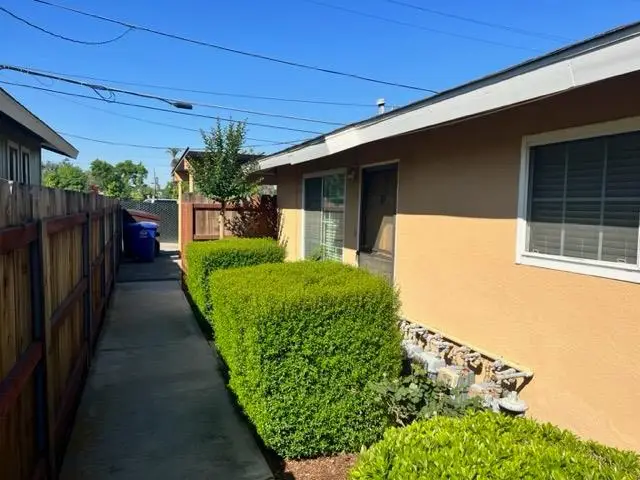 1681 Marion Street #D, Kingsburg, CA 93631 - #3
