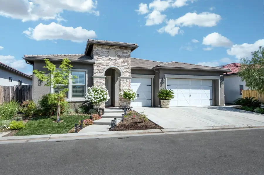 2723 Vermont Avenue, Clovis, CA 93619 - #3