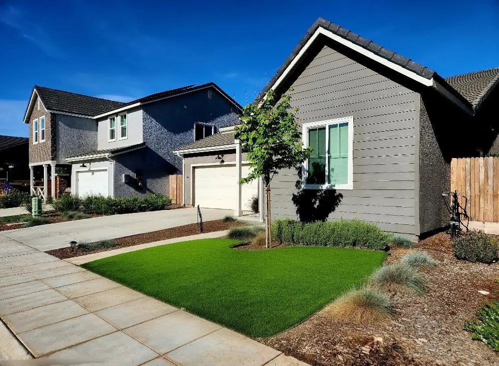 902 Atlantica Drive S, Madera, CA 93636 - #1