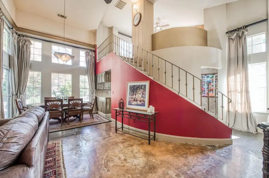 645 E Champlain Drive #123, Fresno, CA 93730 - #3