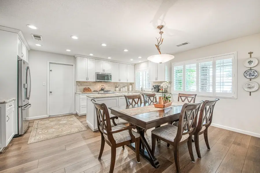 2543 15th Avenue, Kingsburg, CA 93631 - #3