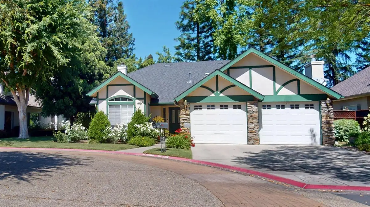 2808 W Brentford Court, Fresno, CA 93711 - #1