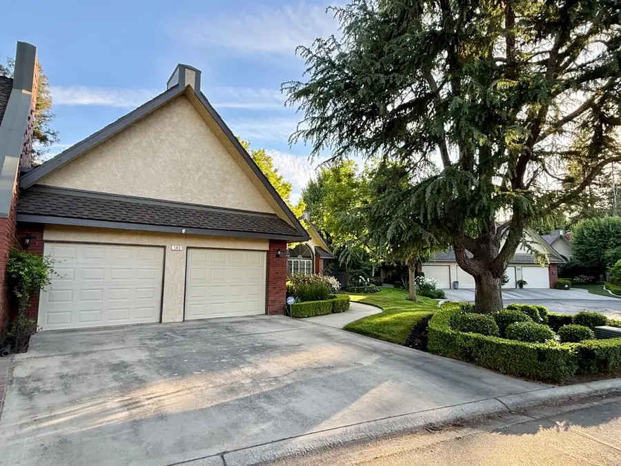 2555 W Bluff Avenue #142, Fresno, CA 93711 - #3