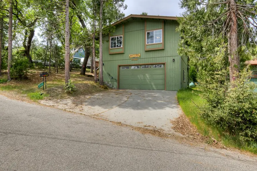 39410 Manzanita Drive, Oakhurst, CA 93644 - #3