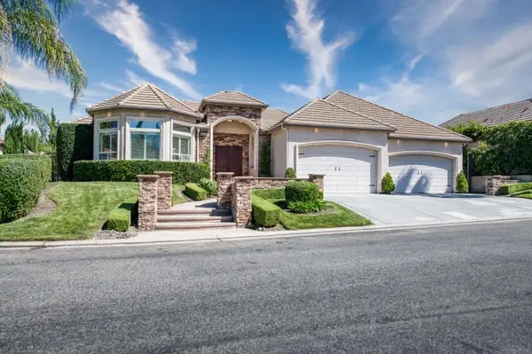 10746 N Falcon Faire Drive, Fresno, CA 93730