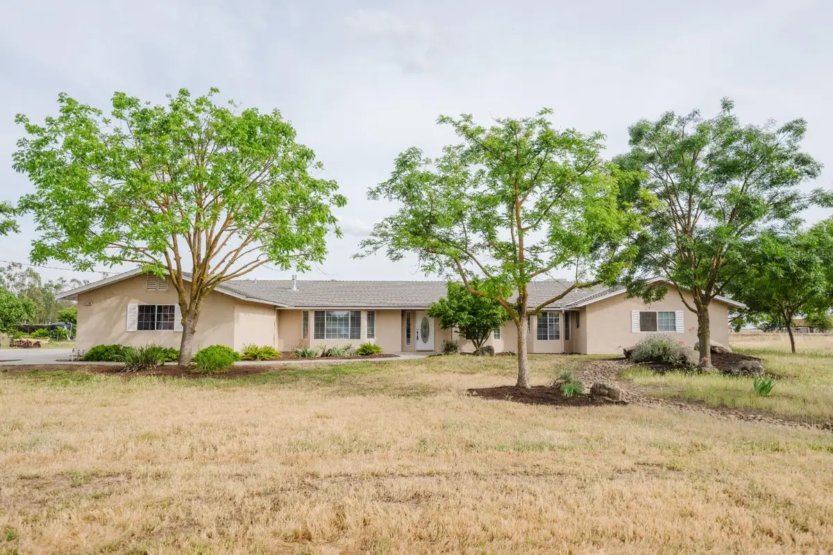 41358 Avenue 14, Madera, CA 93636 - #1