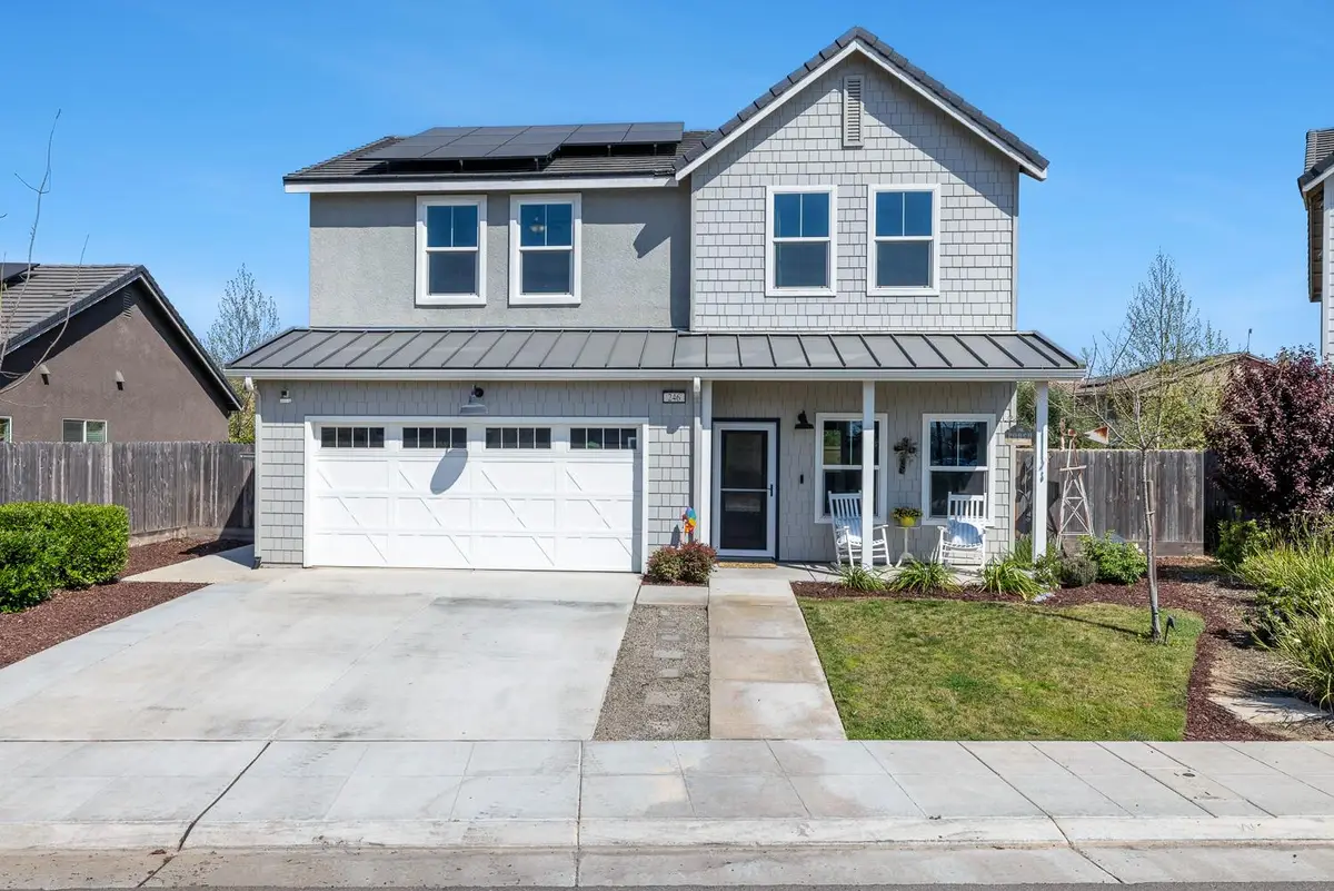 246 Huntington Avenue S, Madera, CA 93636 - #1