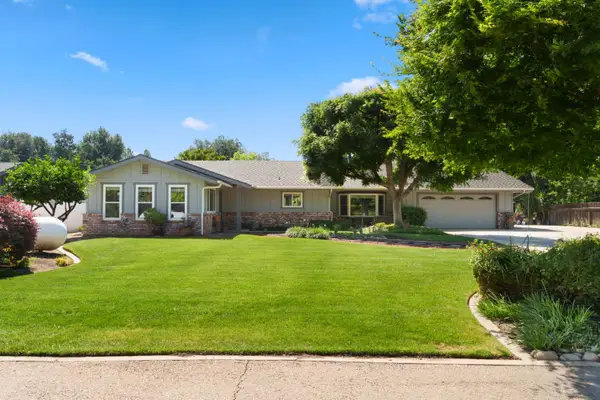 232 Trout Lake Drive, Sanger, CA 93657