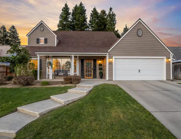 621 W El Paso Ave, Clovis, CA 93611