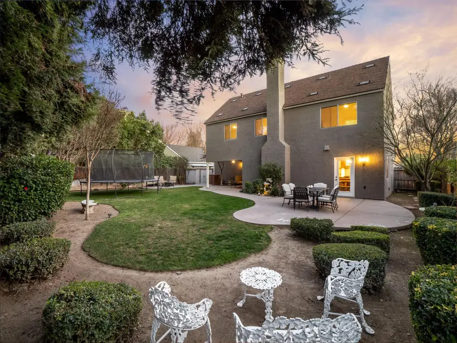 621 W El Paso Ave, Clovis, CA 93611 - #3