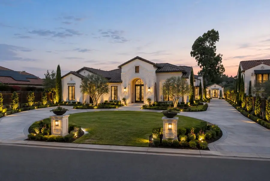 2552 E Sarazen, Fresno, CA 93730 - #3