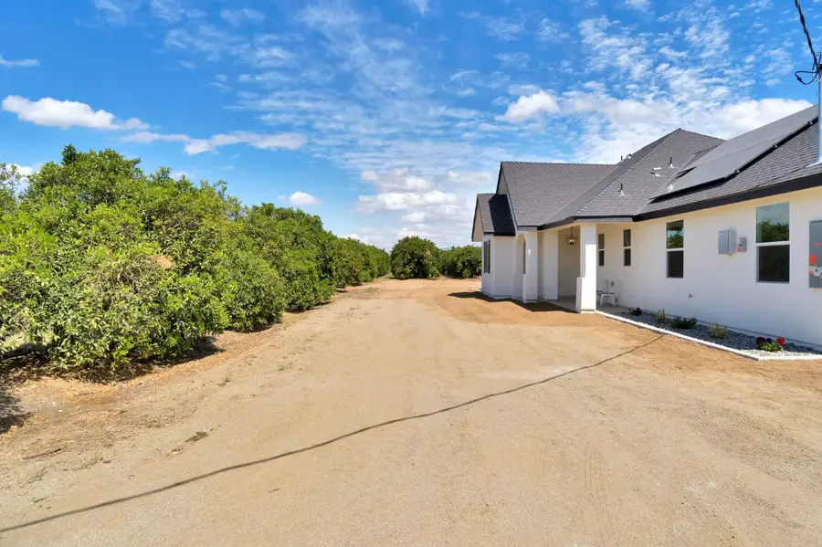 41640 Road 120, Orosi, CA 93647 - #3