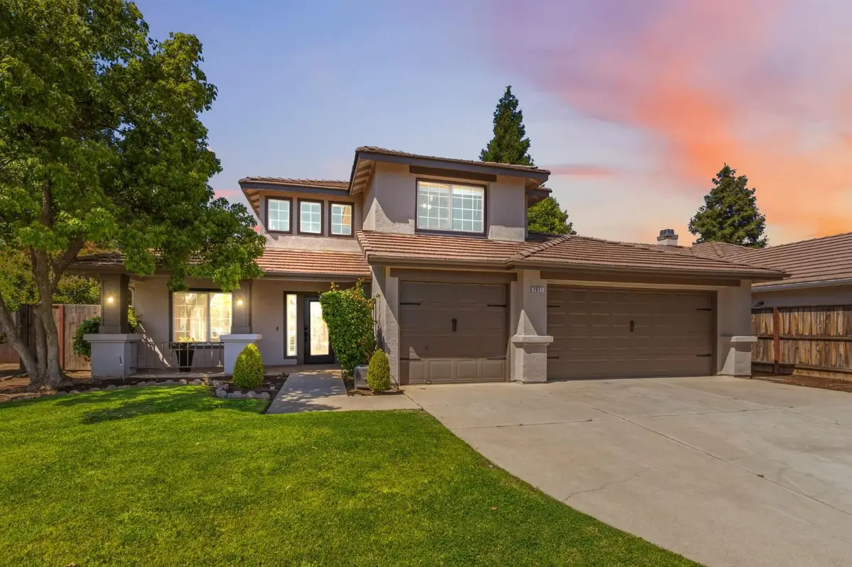2611 Fremont Avenue, Clovis, CA 93611 - #1