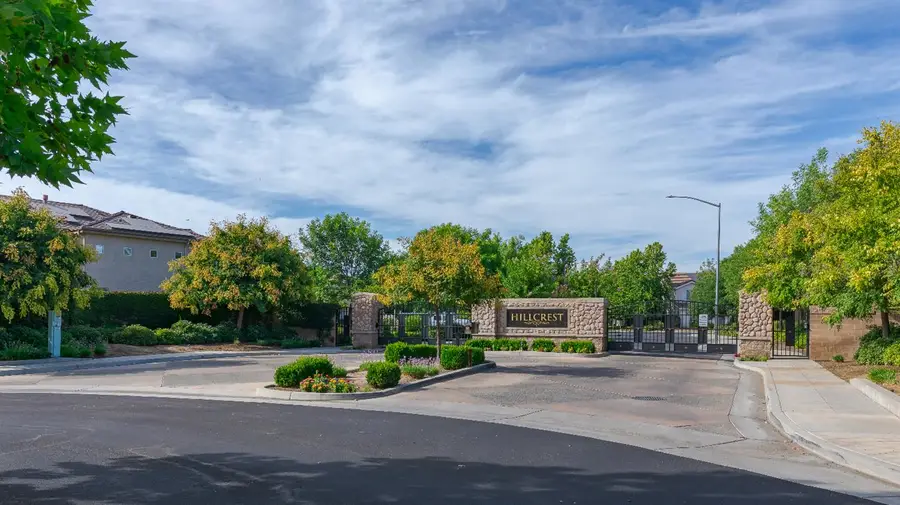 2222 Carson Avenue, Clovis, CA 93611 - #2