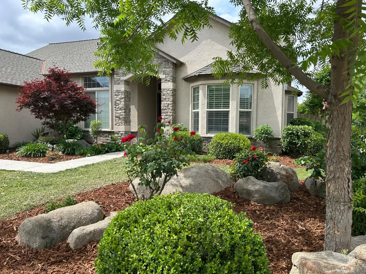 2877 23rd Court, Kingsburg, CA 93631 - #1