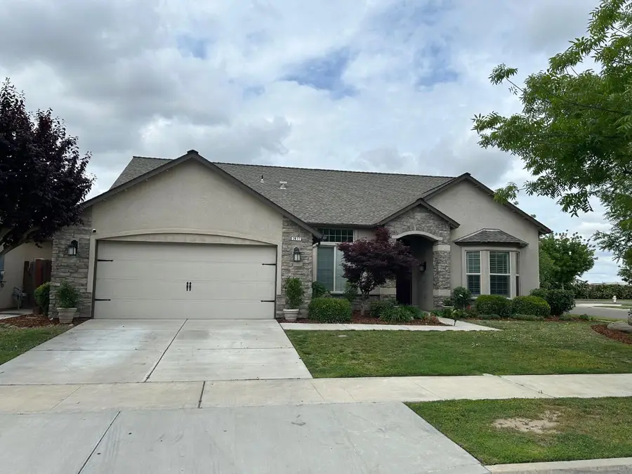 2877 23rd Court, Kingsburg, CA 93631 - #2