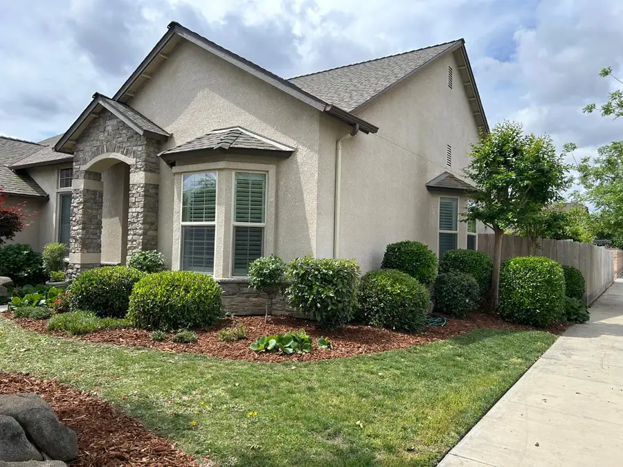 2877 23rd Court, Kingsburg, CA 93631 - #3