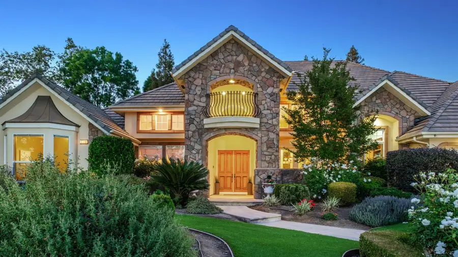 3386 E Via Monte Verdi Avenue, Clovis, CA 93619 - #2
