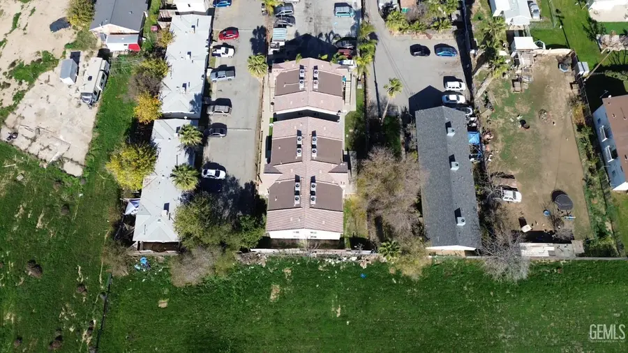 3017 Potomac Avenue, Bakersfield, CA 93307 - #2