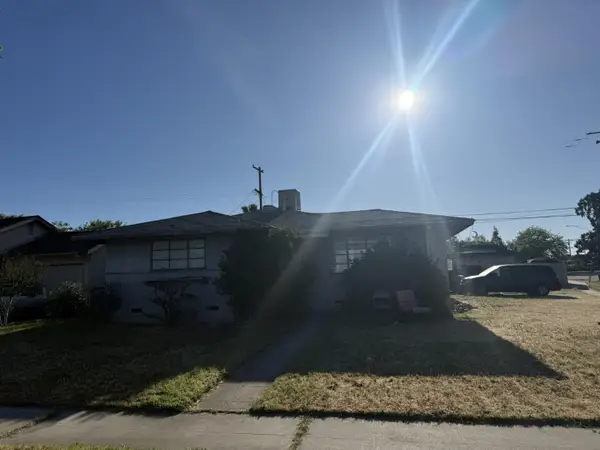 3856 N Hacienda Drive, Fresno, CA 93705