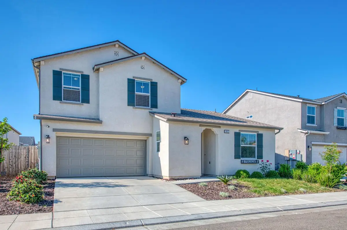 3852 Morris Avenue, Clovis, CA 93619 - #1