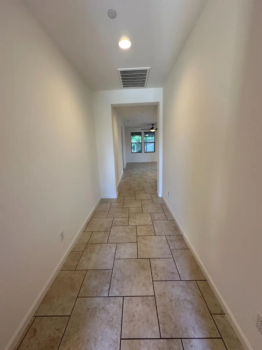 3521 Buckingham Avenue, Clovis, CA 93619 - #3