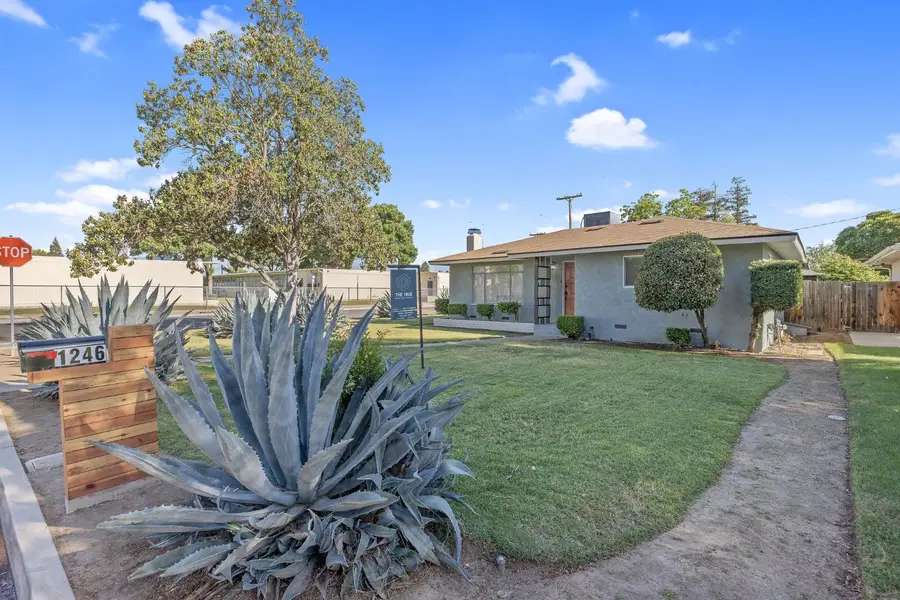 1246 E Buckingham Way, Fresno, CA 93704 - #3