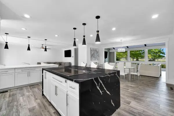 5976 E Butler Avenue, Fresno, CA 93727