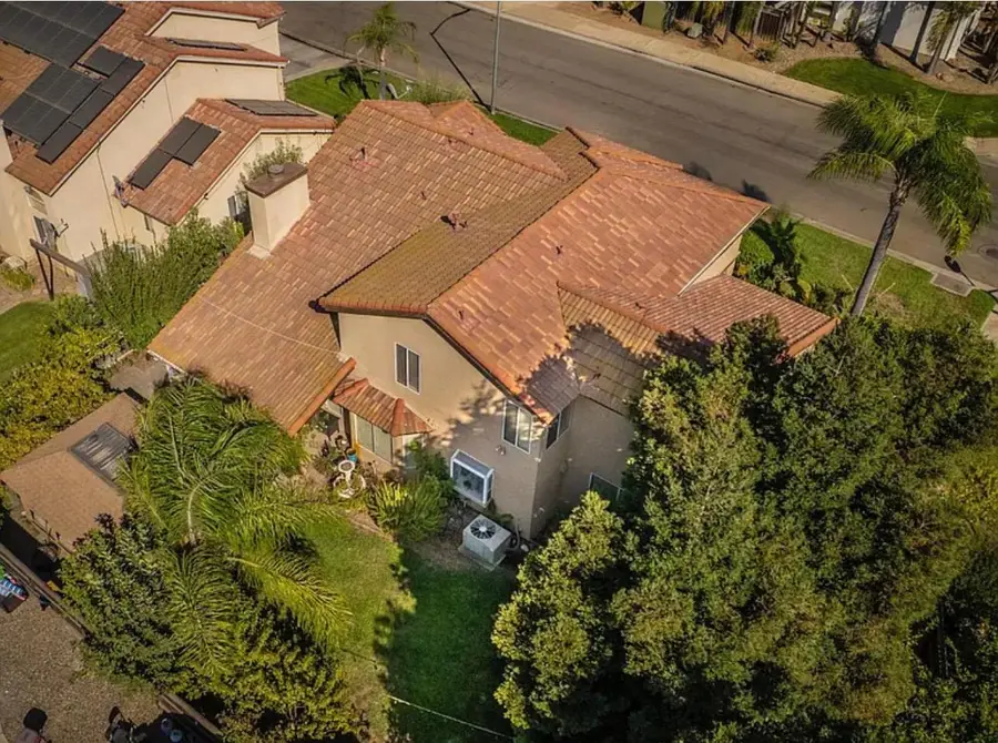 5742 W Palo Alto Avenue, Fresno, CA 93722 - #2