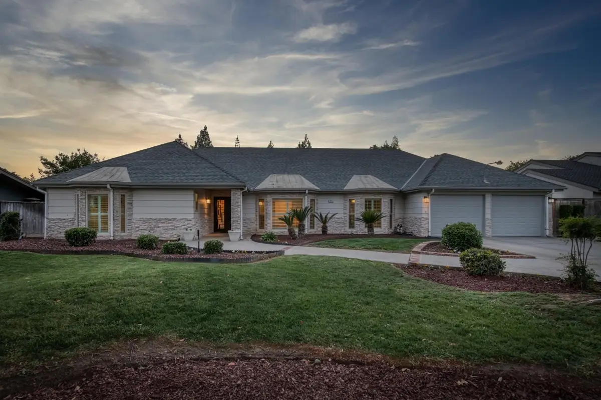 5431 N Kavanagh Avenue, Fresno, CA 93711 - #1