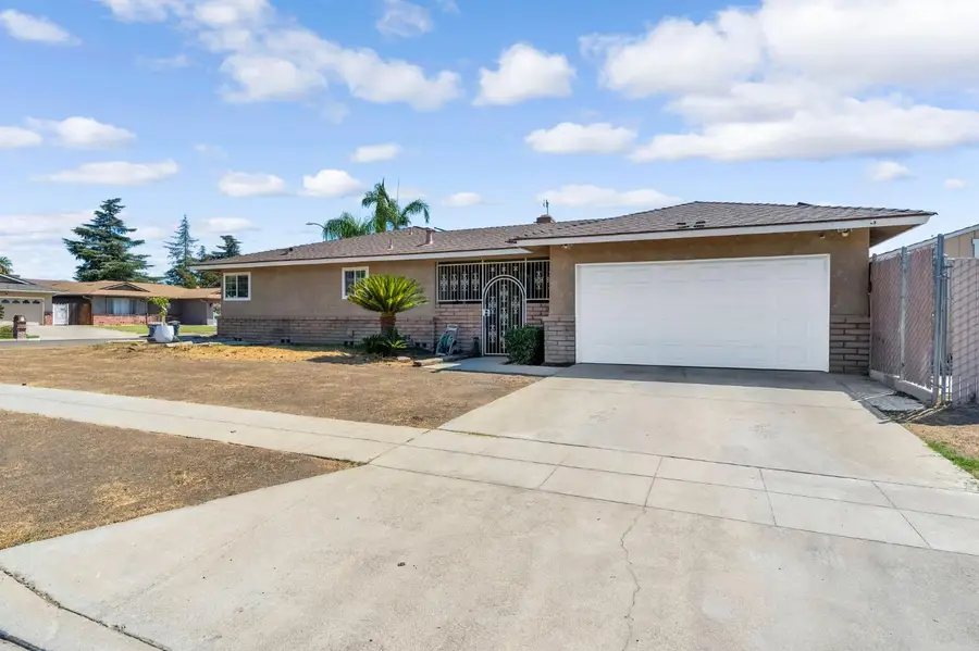 6737 N Harrison Avenue, Fresno, CA 93711 - #2