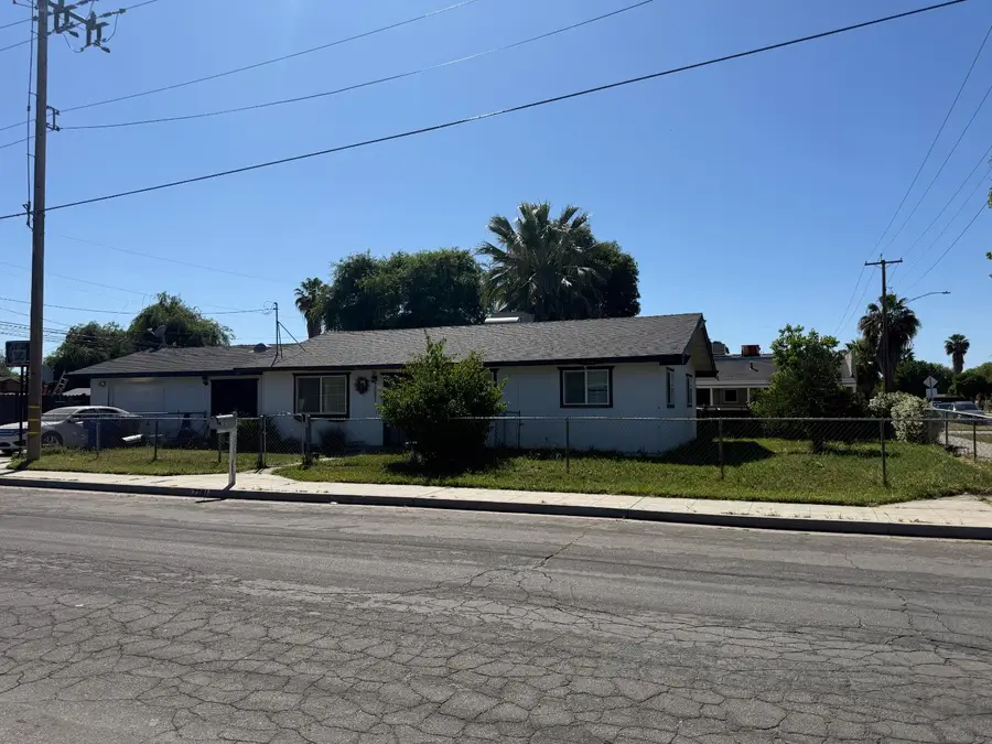 7281 N College Avenue, Pinedale, CA 93650 - #2