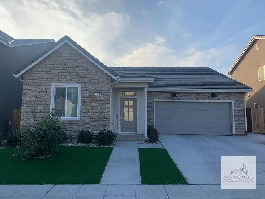 334 Aria Avenue S, Madera, CA 93636 - #2