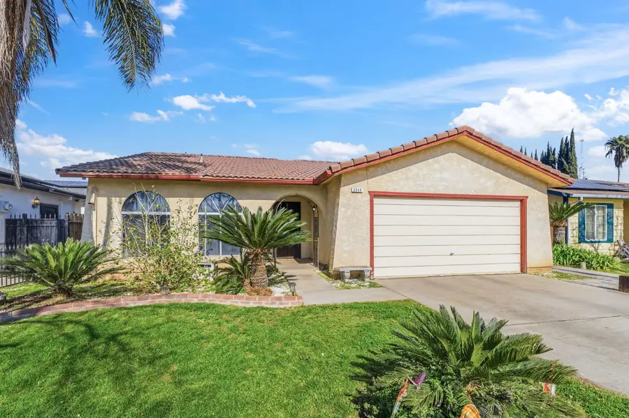 3546 W Dayton Avenue, Fresno, CA 93722 - #3