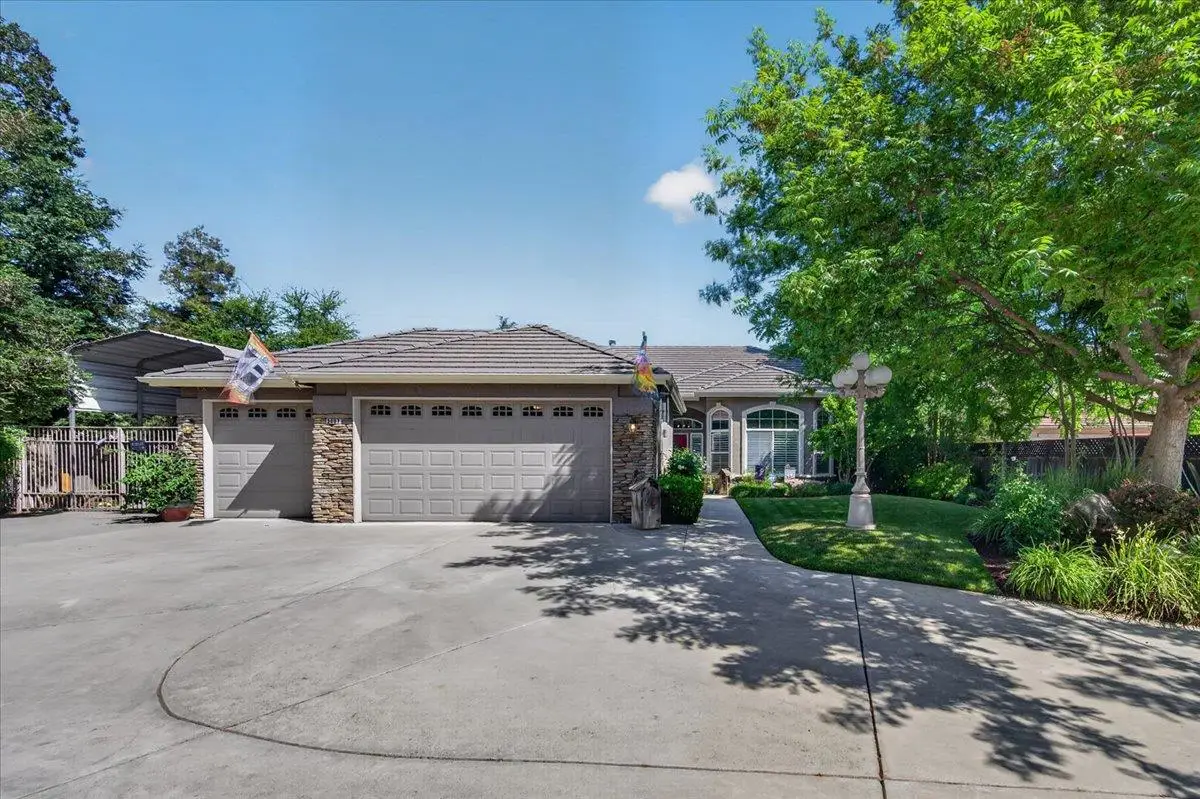 2007 Ashcroft Avenue, Clovis, CA 93611 - #1