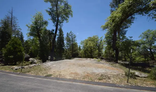 42844 Garnet Lane #lot38, Shaver Lake, CA 93664