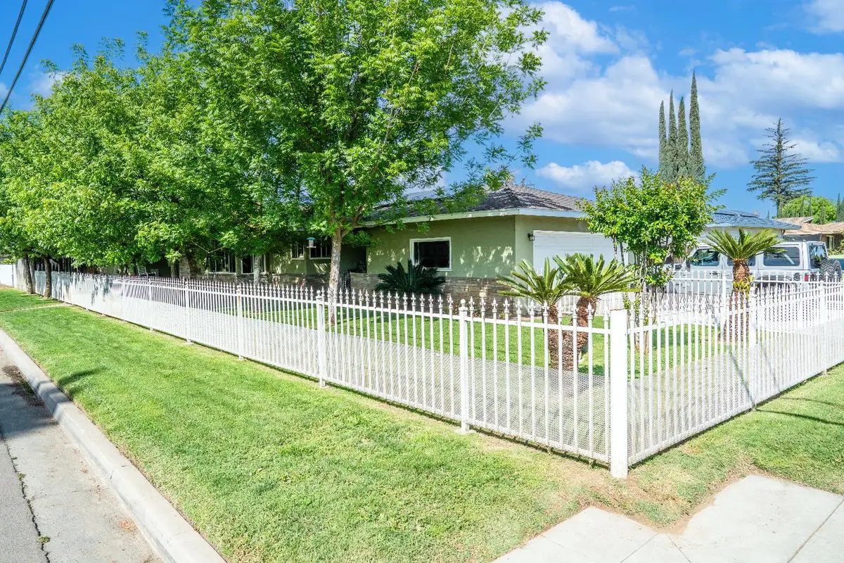 2708 N Maple Avenue, Fresno, CA 93703 - #1