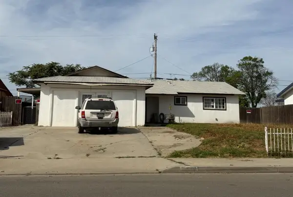 10208 Haven Lane, Hanford, CA 93230