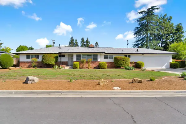 672 W Roberts Avenue, Fresno, CA 93704