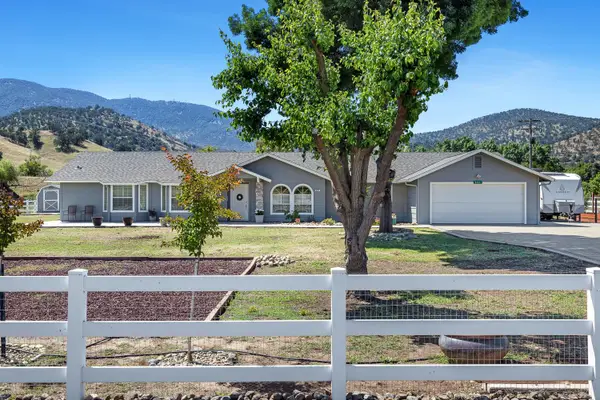 5741 Elwood Road, Sanger, CA 93657
