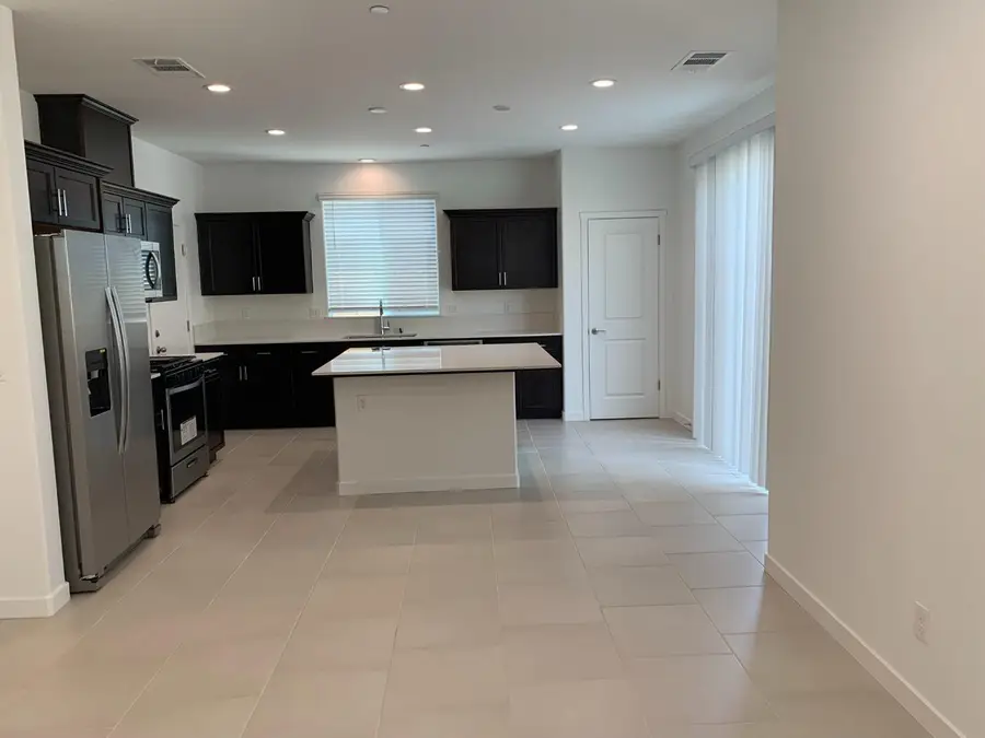840 Corazon Avenue, Clovis, CA 93619 - #3