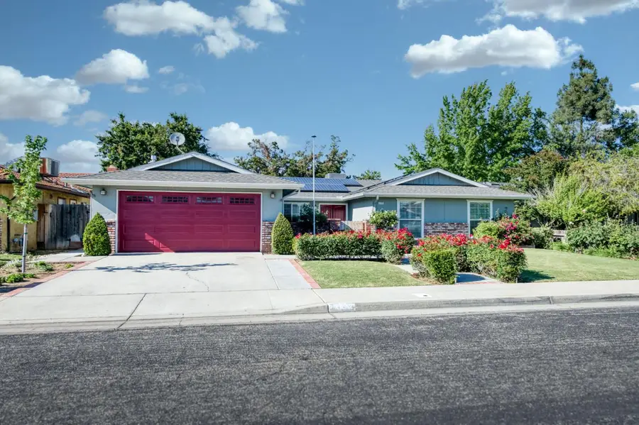 1153 Menlo Avenue, Clovis, CA 93612 - #2