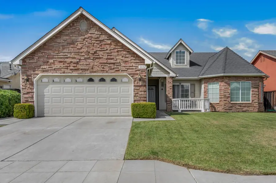 6602 E Lowe Avenue, Fresno, CA 93727 - #3